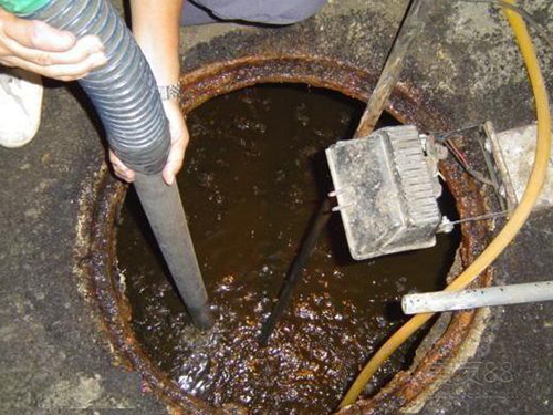 大田镇隔油池清理